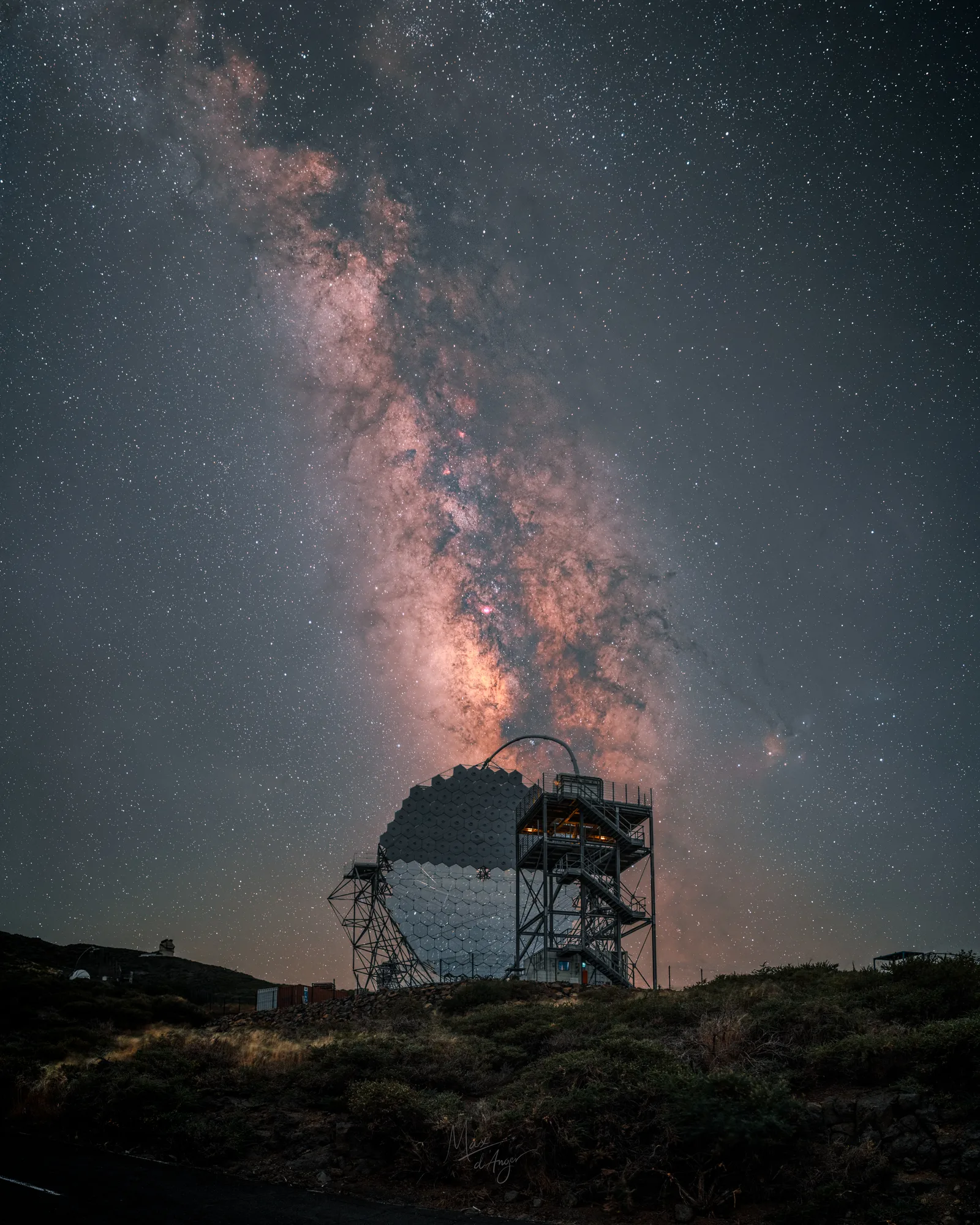 MAGIC Telescope - Milky Way